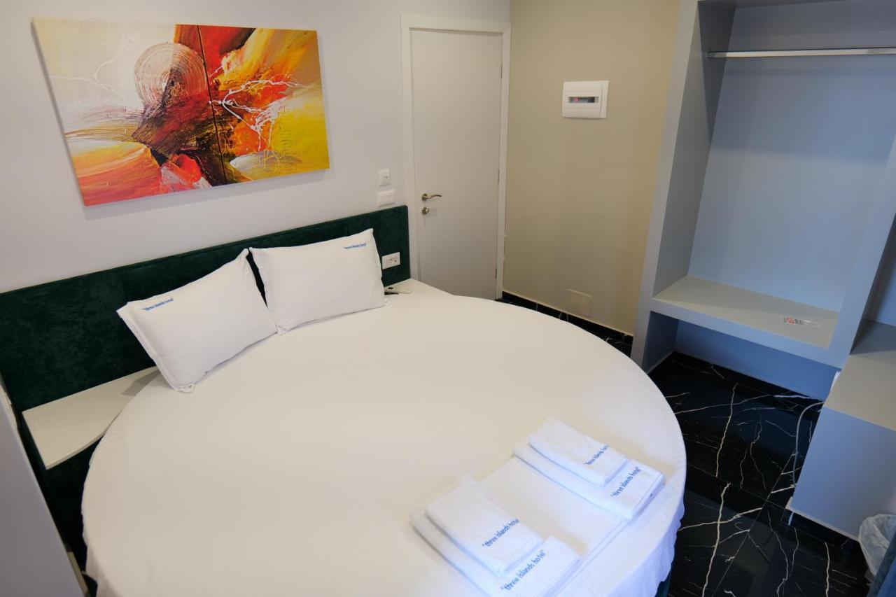 3 Islands 2 Hotel