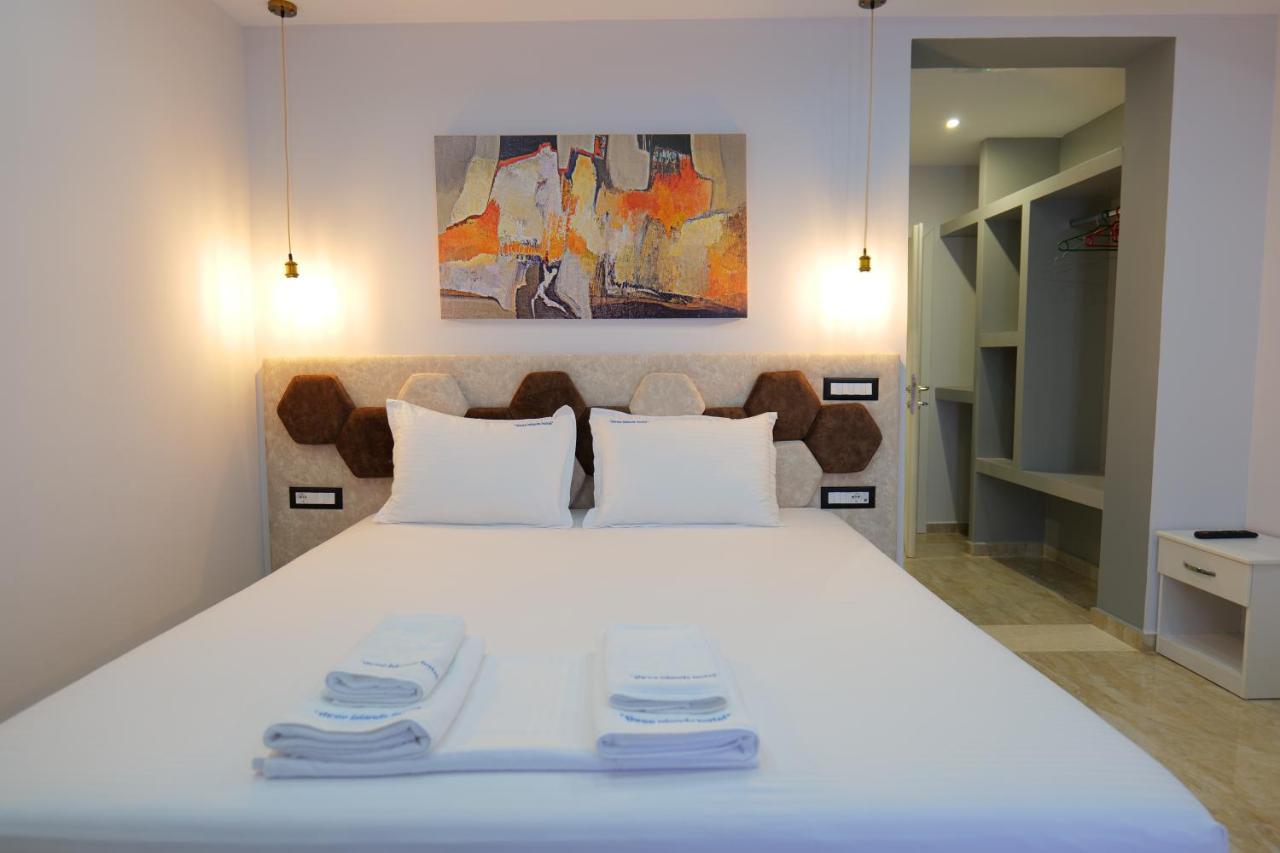 Hotel 3 Islands 2